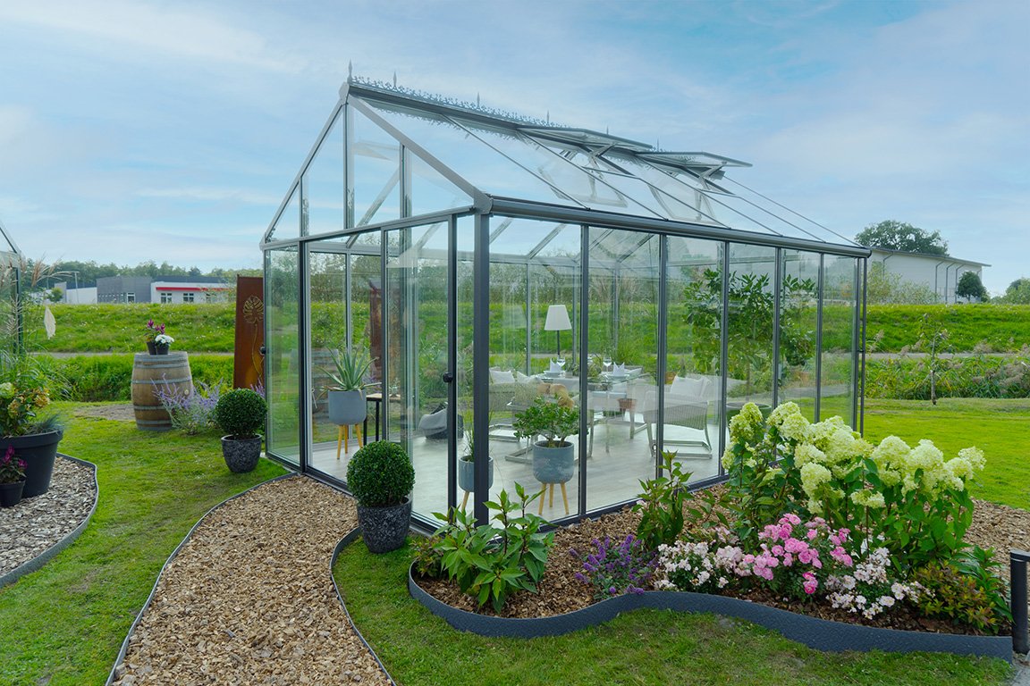 Livingten Luxury Glass Garden Room