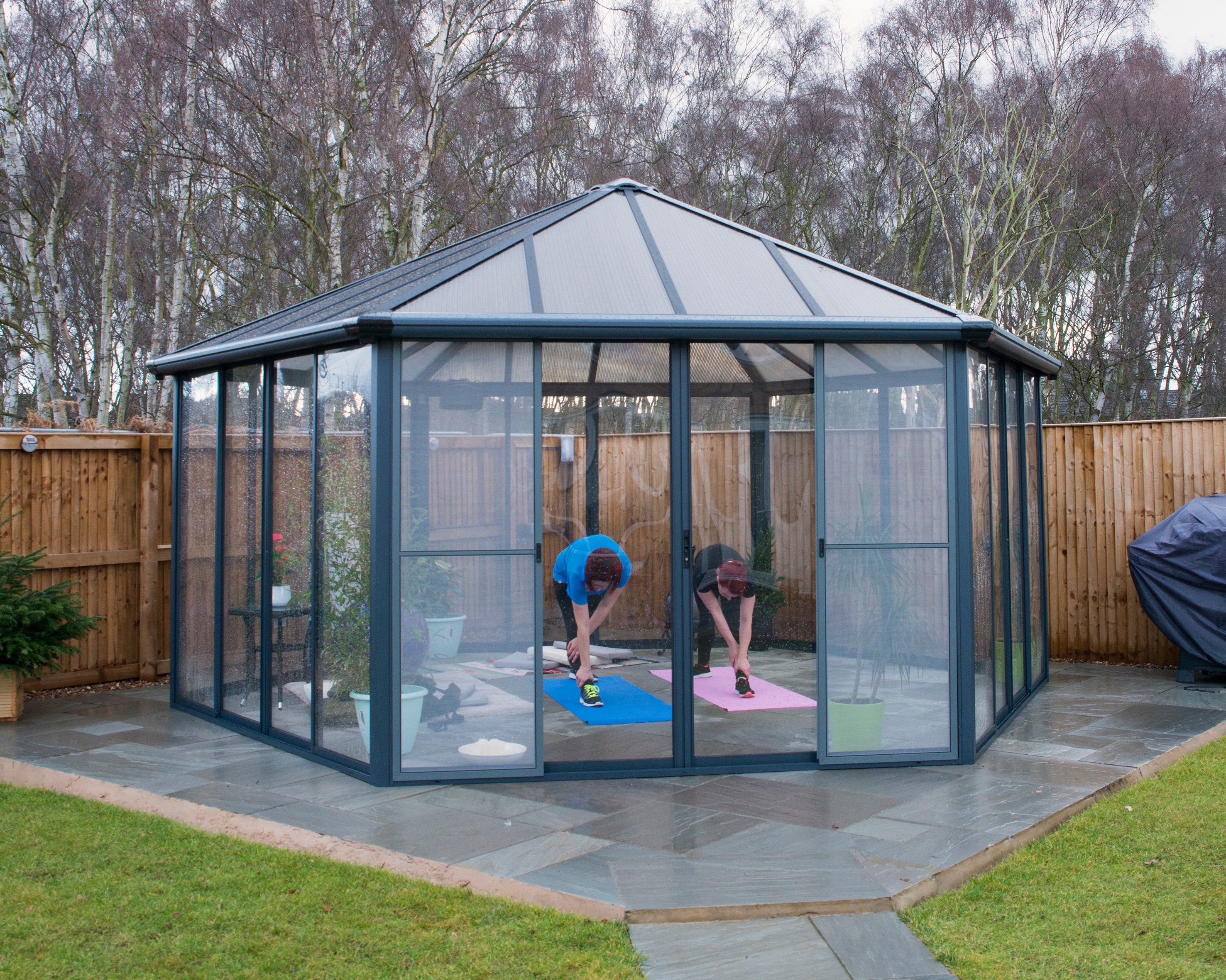 Garda 17'x10'x20' Enclosed Pavilion