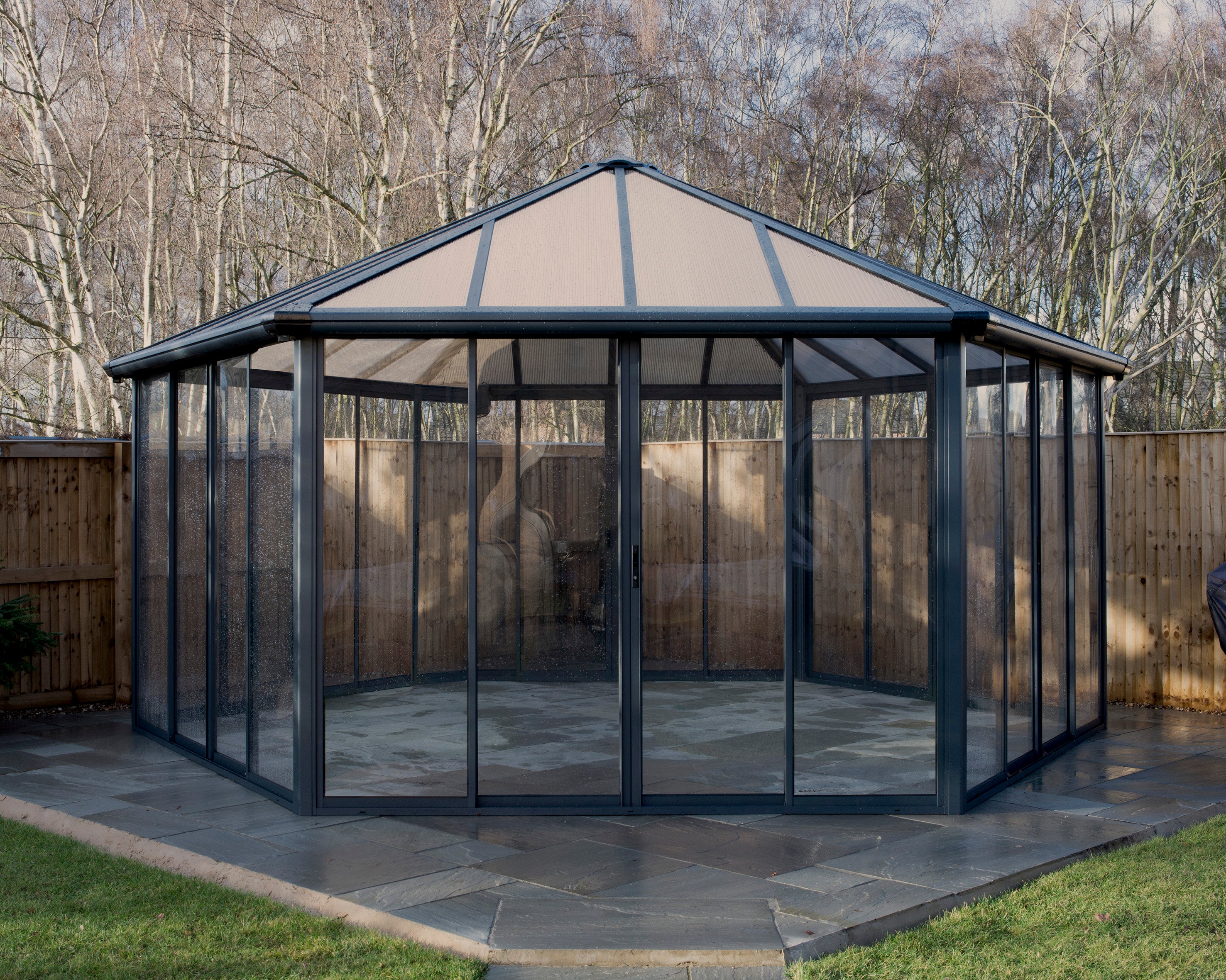 Garda 17'x10'x20' Enclosed Pavilion