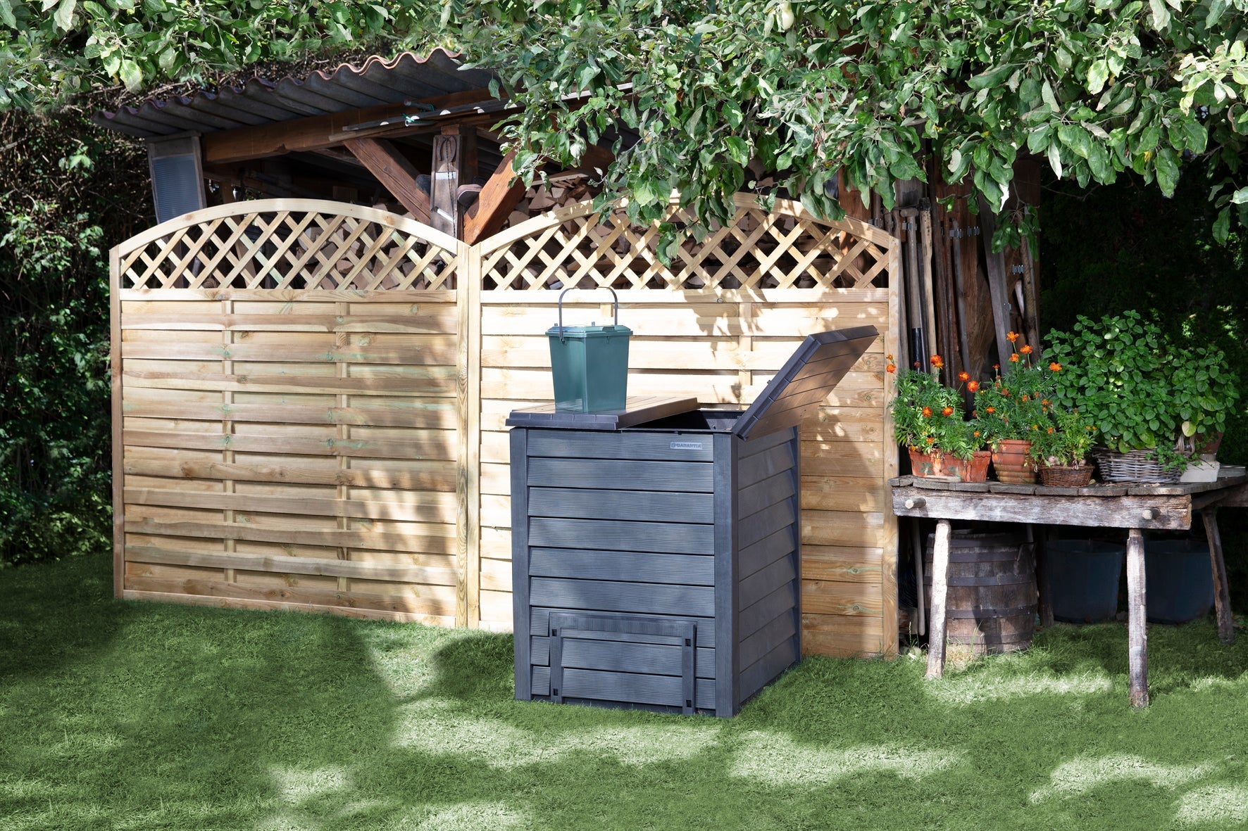 Composter - Thermo Wood™ Compost Bin With Soil Fence