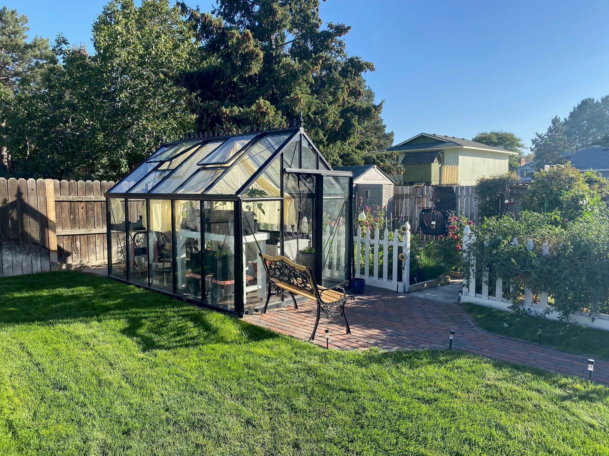 Jr Victorian Greenhouse - Jr Victorian™ 8X8X15.ft VIC 25 Glass Greenhouse