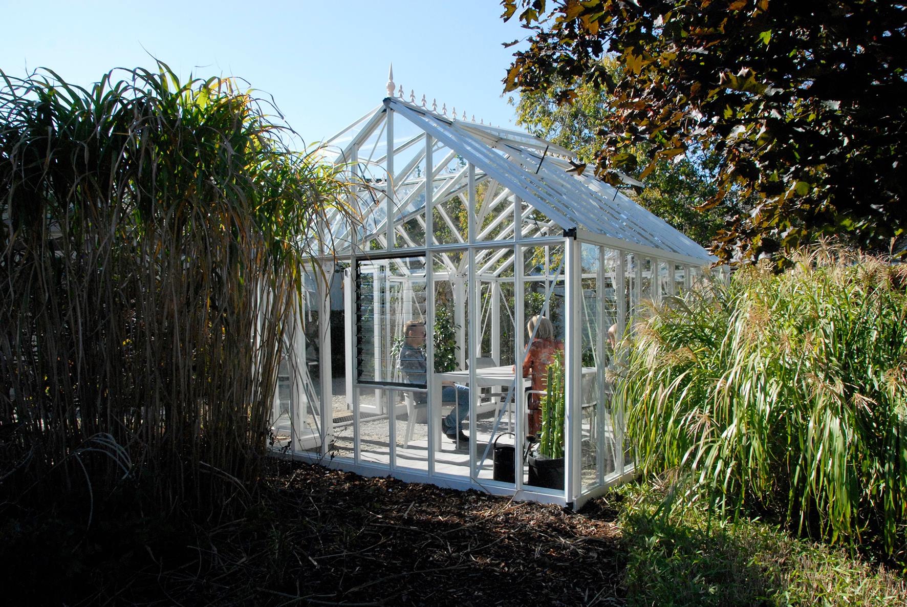 Victorian T-Shape - EOS™ 13X10X13.ft T-Shaped Greenhouse Ground Edition
