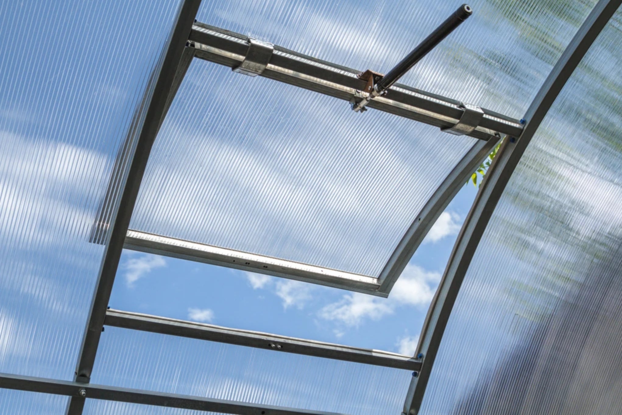 Sigma™ Manual Ventilation Window - Dive To Garden