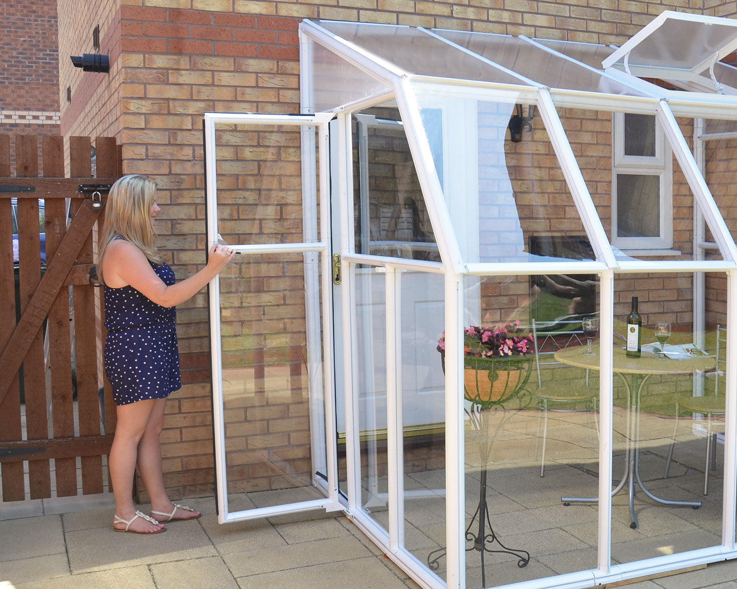 Sun Room 2™ Clear Wall 8x8x16.ft Lean-to Greenhouse - Dive To Garden